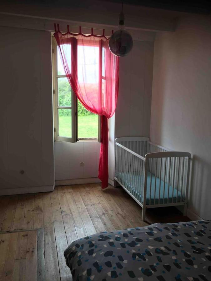 Maison Au Calme Proche Des Cures Apartment Jonzac Luaran gambar